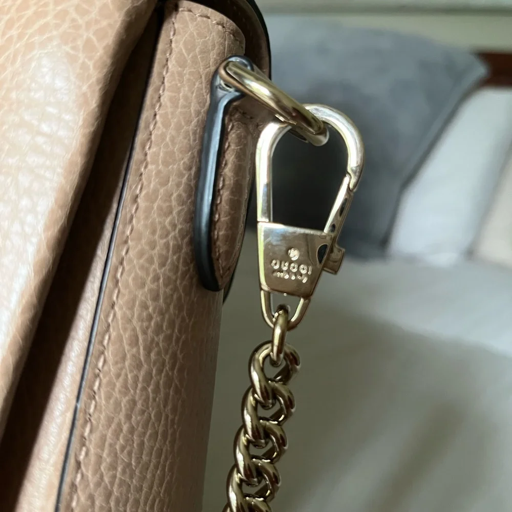 Gucci Tan Crossbody Bag with GG Hardware - Picture 5 of 6